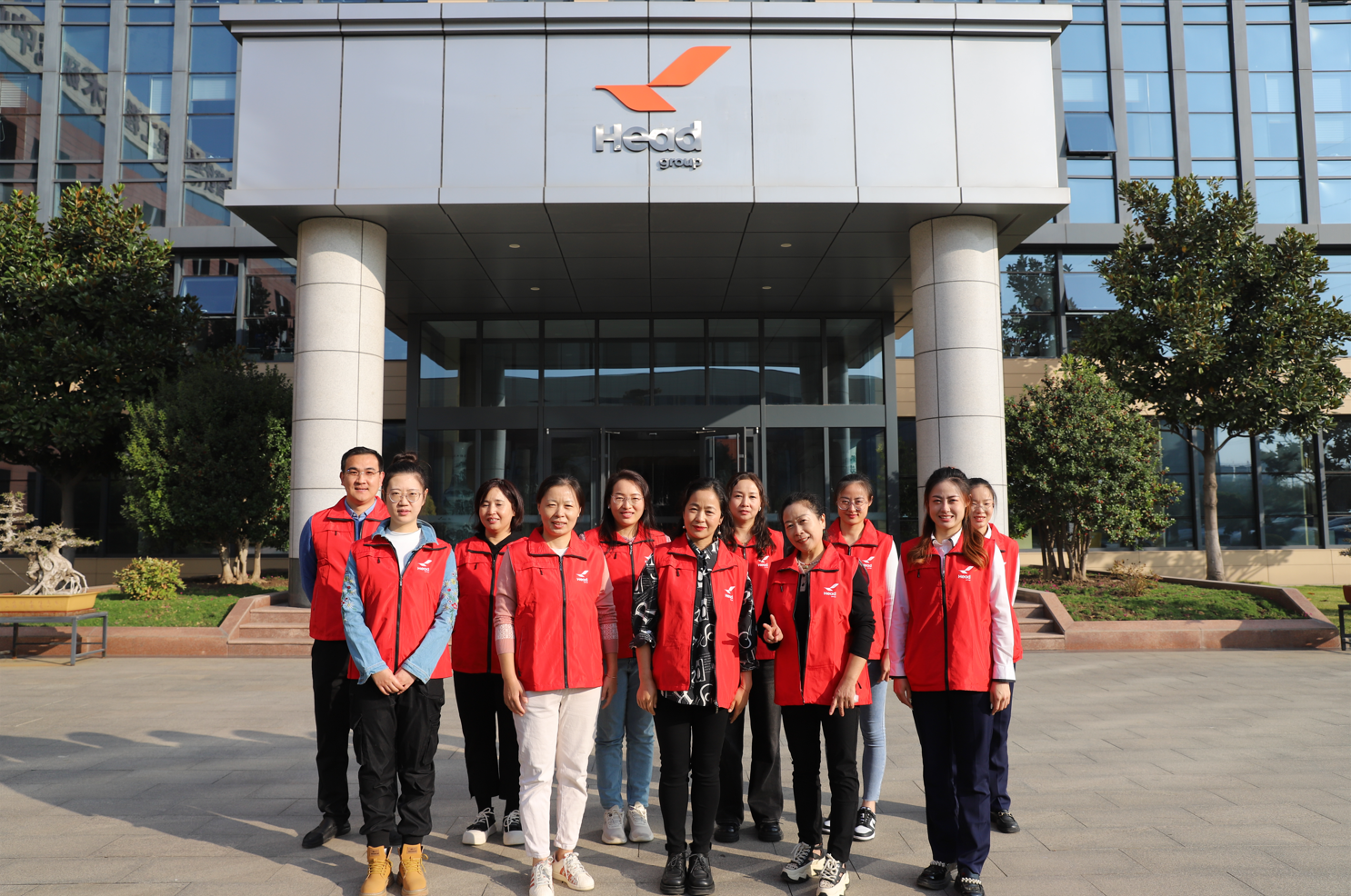  赫達(dá)集團(tuán)開展志愿者重陽(yáng)節(jié)敬老、愛老志愿服務(wù)活動(dòng)